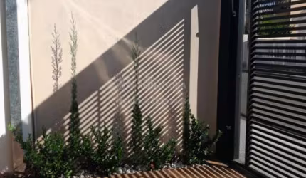 Casa para venda no Centro da Cidade de Adolfo com 03 quartos.