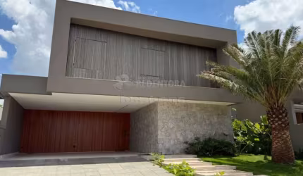 Mansão fantástica com 5 quartos sendo 1 suíte master no Condominio Quinta do Golfe Jardins