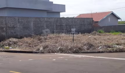 Terreno de esquina no - Loteamento Parque Maria Serantes - Venda - Residencial