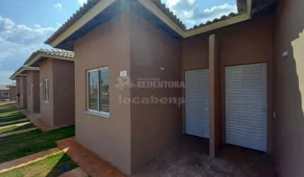 Ótima Casa em Condomínio para Locação/Venda - 2 Dormitórios / Garden RNI