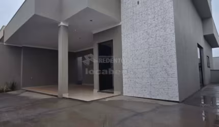 Miravista Residencial com 3 dormitórios, 2 vagas de garagem.