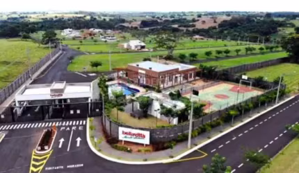 Ótimo Terreno em Condomínio para Venda com 253m² - Condomínio Bella Vittà