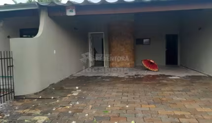 Venda de casa no Jardim Estrela, 04 dormitórios, 06 vagas de garagem