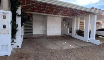 Garden Village Casa, 3 dormitórios sendo 1 tipo apartamento, 02 vagas de garagem.
