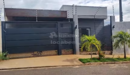 Ótima Casa Residencial para Venda - 2 Dormitórios / São Thomaz