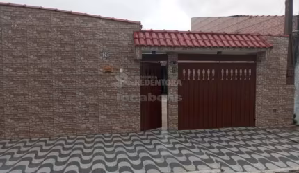 Casa Padrão em Itanhaém
