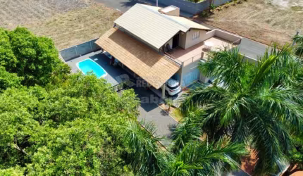 CASA RESIDENCIAL COM 4 QUARTOS AO LADO DO RIO PARANÁ