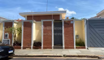 Casa Padrão em São José do Rio Preto