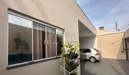 Casa Venda com 03 dormitórios no Residencial Regissol II