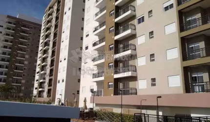 Apartamento no bairro Parque Dell Oro com 02 dormitórios e 01 vaga de garagem.