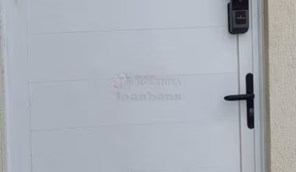 SOBRADO em condomíNIo à VENDA