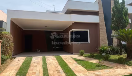 Ótima Casa em Condomínio para Locação - 3 Dormitórios / Condomínio Village Rio Preto