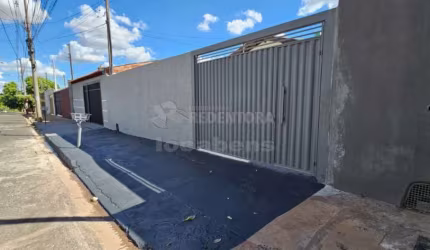 Casa com 02 dormitórios à Venda no Parque Nova Esperança