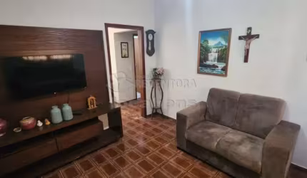Vila São Pedro - Casa mobiliada 02 dormitórios com armário embutido e cama