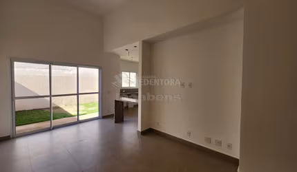 Raízes Imperial Casa com 02 dormitórios, 02 vagas de garagem.