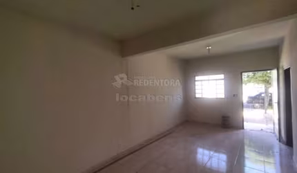 Jardim Soraia - Casa com 03 dormitórios e 01 vaga de garagem