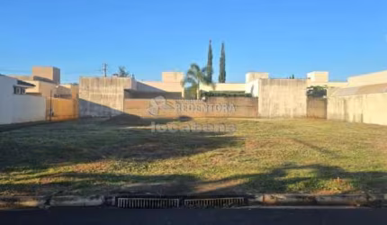 Terreno no Condomínio Quinta da Mata de 300,00 m²