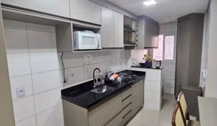 Excelente Apartamento Residencial para Locação - 3 Dormitórios / Vila Redentora