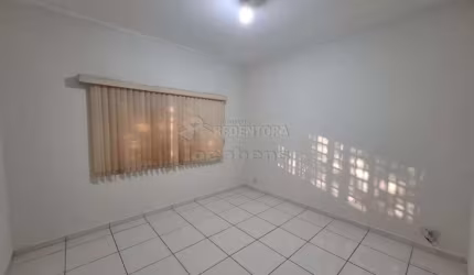 Jardim Soraia - Excelente Casa Locação