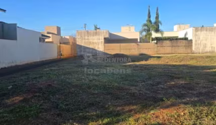 Terreno no Condomínio Quinta da Mata