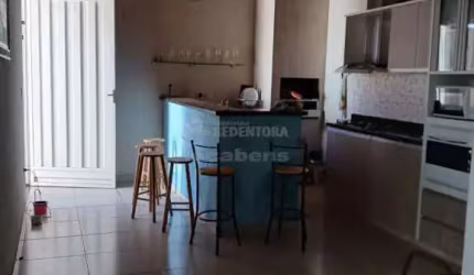 Casa com 3 dormitórios no Nato Vetorasso