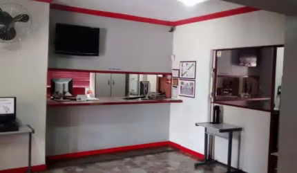Casa Comercial no Centro