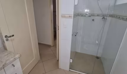 Apartamento em Gonzaga  -  Santos