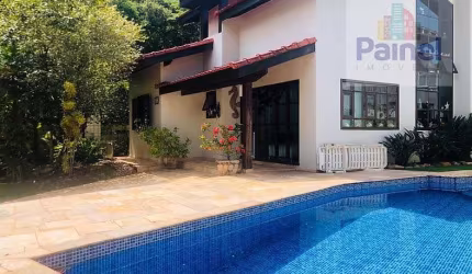 Casa de Condomínio em Hanga Roa - Bertioga, SP