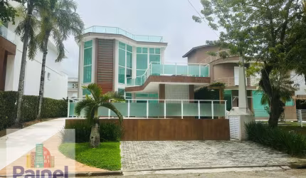 Casa de Condomínio em Hanga Roa - Bertioga, SP