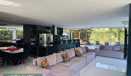 Casa de Condomínio em Hanga Roa - Bertioga, SP