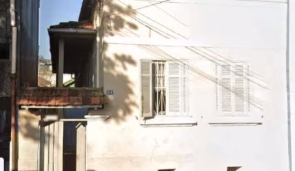 Terreno 350m² no Macuco com 2 casas em Santos