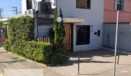 Sobrado Comercial para clinica medica   -  São Vicente