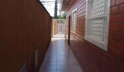 Casa em Parque São Vicente: 2 Quartos, 55m², R$ 220.000