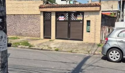 Casa à Venda e Locação em Vila Voturuá - 350m² por R$890K
