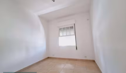 Aluga Casa tipo sobrado de 3 dormitorios Macuco  -  Santos