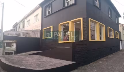 Casa de esquina para alugar - Comercial