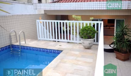 Casa à Venda em Embaré - Santos: 5 Dormitórios e 4 Suítes