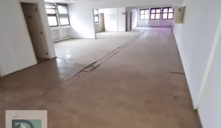 Conjunto / Sala em Gonzaga - Santos, SP