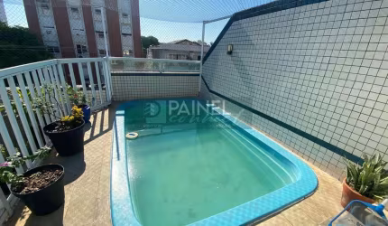 Casa com 230m², 5 dorm, 2 suítes, 5 banheiros 2 vagas Embaré