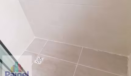 Aluga casa sobreposta alta sem garagem em São Vicente