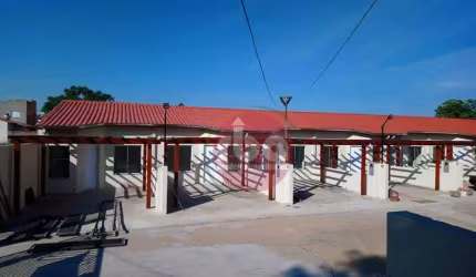 Casa com 2 dormitórios à venda, 928 m² por R$ 199.900,00 - Parque Vitória Régia - Sorocaba/SP