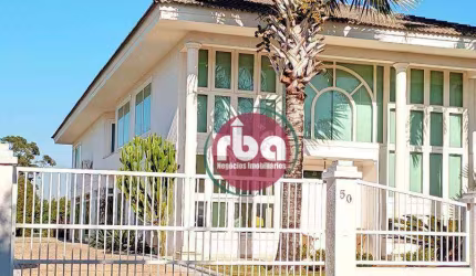 Belíssima casa assobradada no Condomínio City Castello em Itu
