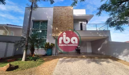 Bela casa no Condomínio Portal Vila Rica