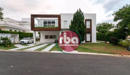 Imóvel no Condomínio Village Castelo em Itu com 660 m², vista para por do sol e Pico de Araçoiaba