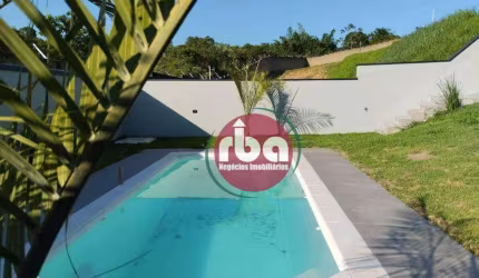Lindíssima casa disponível para venda no Condomínio Mirante dos Ipês em Salto