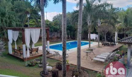 Casa à venda no Condomínio City Castelo