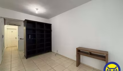 Apartamento com 2 dormitórios no Centro