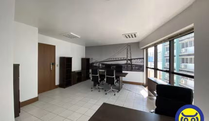 Sala comercial mobiliada no Centro