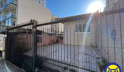 Casa Comercial no Centro