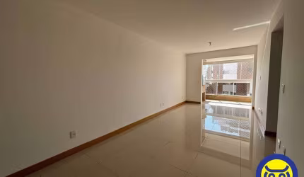 Apartamento com 03 dormitórios no Centro